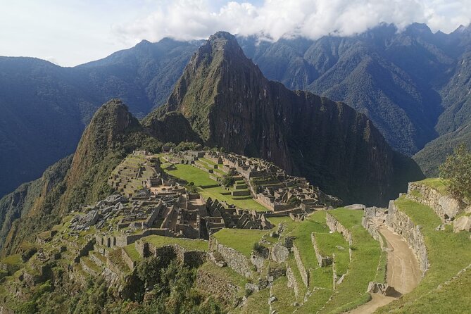 2-Day Tour in Sacred Valley and Machu Picchu from Cusco - Timing, fitness, and meeting details