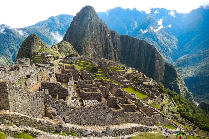 2-Day Tour: Sacred Valley & Machu Picchu – All Tickets Included - Urubamba lunch is a useful midday break