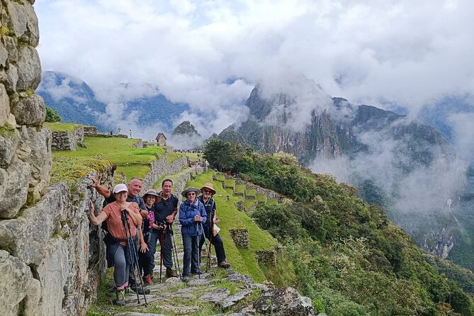 2 Day Tour Throughout the Short Inca Trail to Machu Picchu - Six Hours From Km 104 to Wiñay Wayna