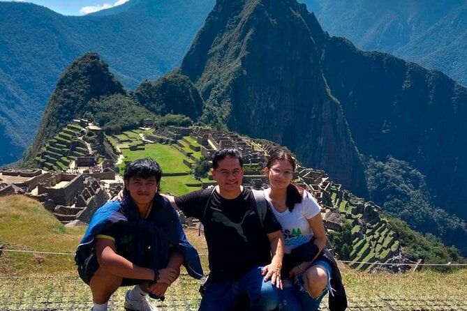 2 Days Tour to Sacred Valley and Machupicchu - Aguas Calientes overnight