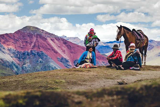 4 day - Bucketlist Cusco: Rainbow Mtn, Machu Picchu, Sacred Valley, Humantay - Guides, Drivers, and the Human Side of the Trip