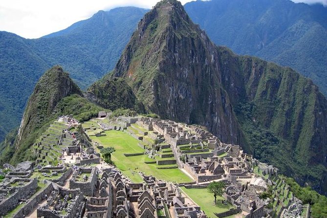 4-Day Salkantay Trek to Machu Picchu - Humantay Lake and the first altitude test