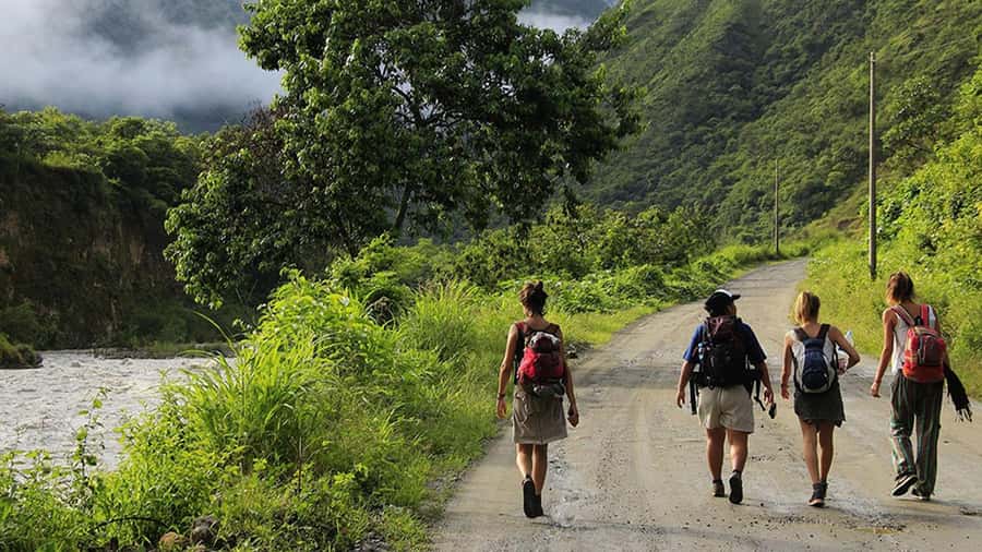 4 days/3 nights: Inka Jungle Trek to Machu Picchu - Guide support and group experience