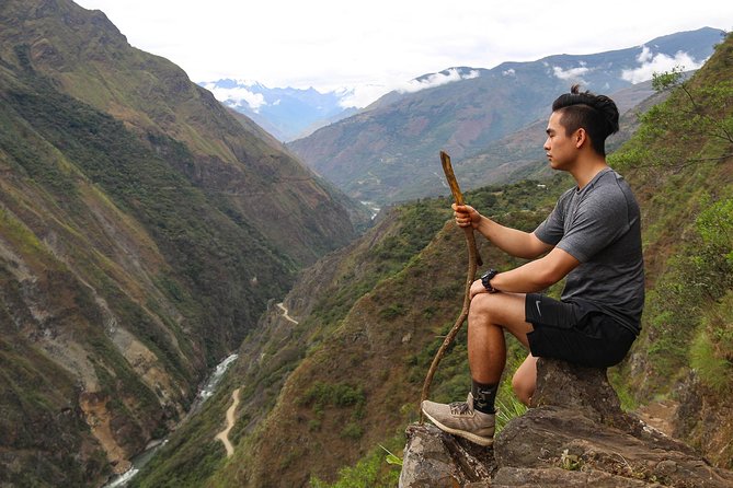 4 Days Inca Jungle to Machu Picchu Standard - Guide quality and group size