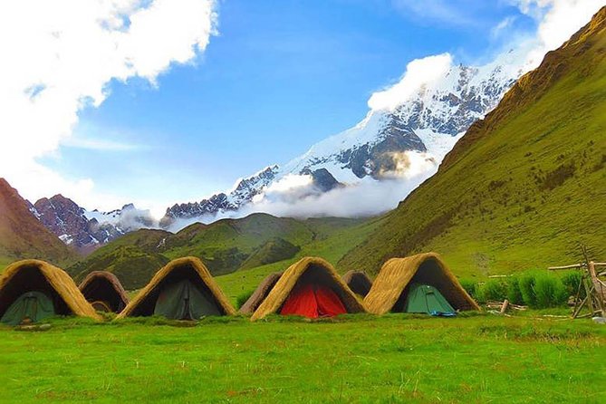 5-Day: Salkantay Trek to Machupicchu and Humantay Lake - Day two: Salkantay Pass and the long descent