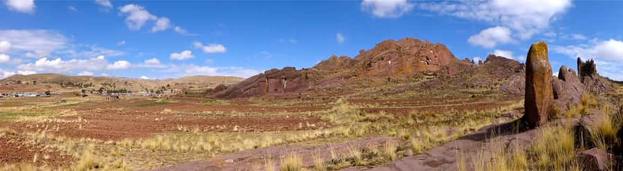 5h tour from Puno to Aramu Muru portal and Inca Ruins - Molloco’s Lupaca burial towers