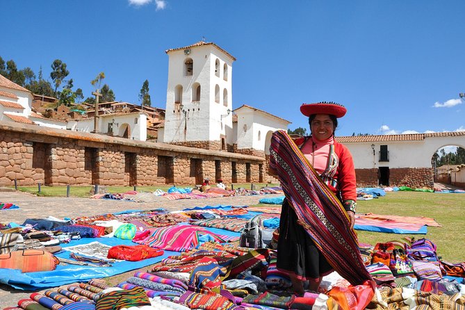 6-Day Machu Picchu Express Group Tour - Day 4: Machu Picchu before breakfast crowds build