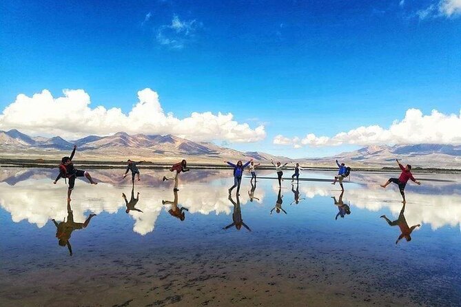 8-Hours Tour in Arequipa Laguna de Salinas with Pick-up - The 6:00 a.m. start from central Arequipa