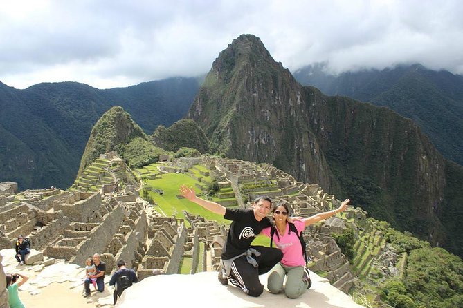 A Day at Machu Picchu, Journey to the Heart of the Andes - The Ollantaytambo to Aguas Calientes train
