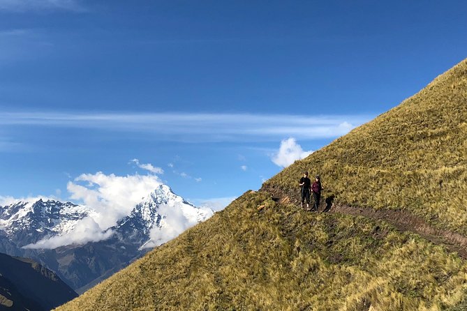 Ancascocha Trek To Machu Picchu 4 Days And 3 Nights - Perolniyoc waterfall and the cliff-top Inca site