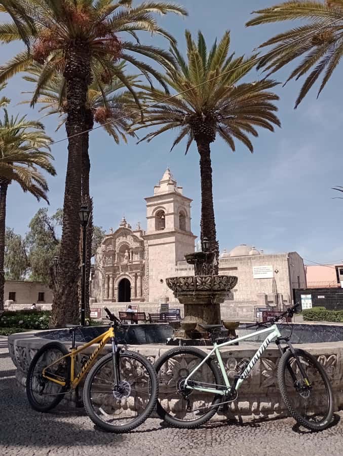 AREQUIPA BIKING CITY TOUR - Yanahuara Scenic Overlook and the volcano photographs