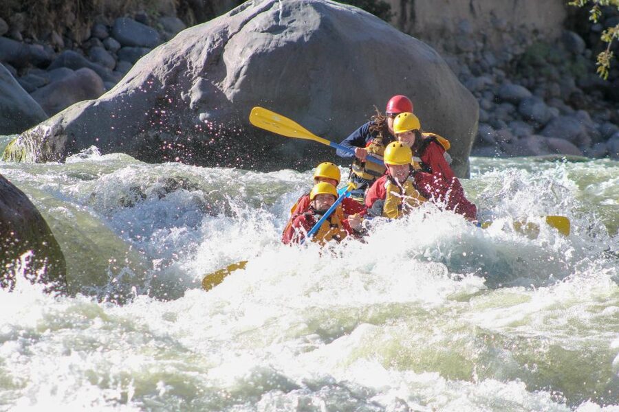 Arequipa: Chili River Rafting - From your hotel to the Gruta de la Virgen de Chapi
