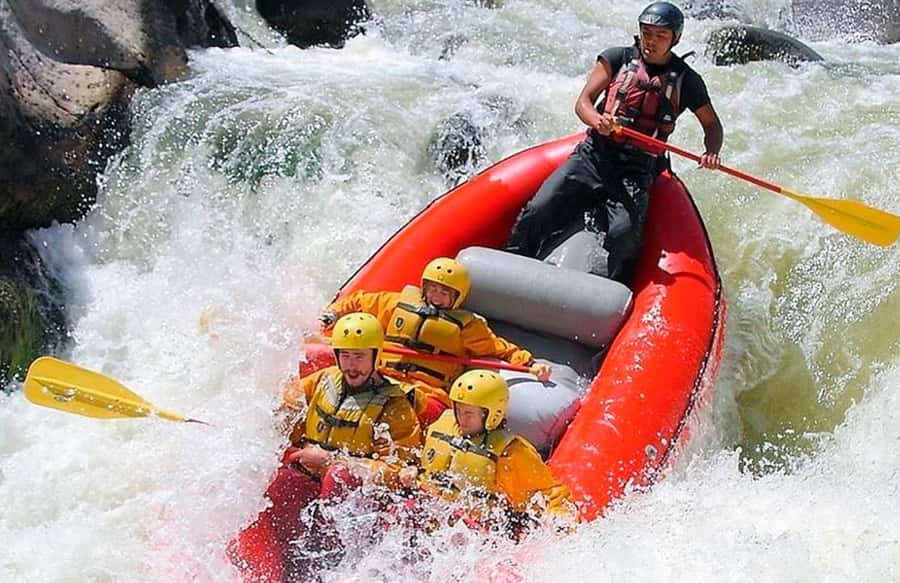 Arequipa: Chili River White Water Rafting with Hotel Pickup - Leaving Arequipa for the Chilina Valley