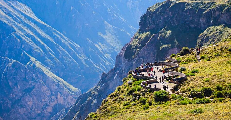 Arequipa : Colca Canyon 2-Day Adventure - Chivay lunch, thermal baths, and an Andean evening