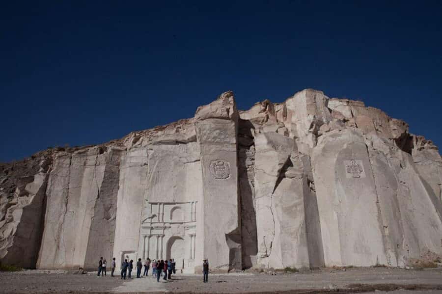 Arequipa: Half Day Sillar Route and Culebrillas Canyon + Yanahuara Viewpoint - Petroglyphs that give the canyon a memorable finish