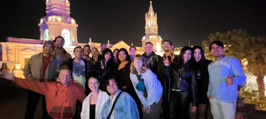 Arequipa: Pub Crawl with Skip-The-Line Access and Drinks - Starting beside Arequipa Cathedral at 9 PM