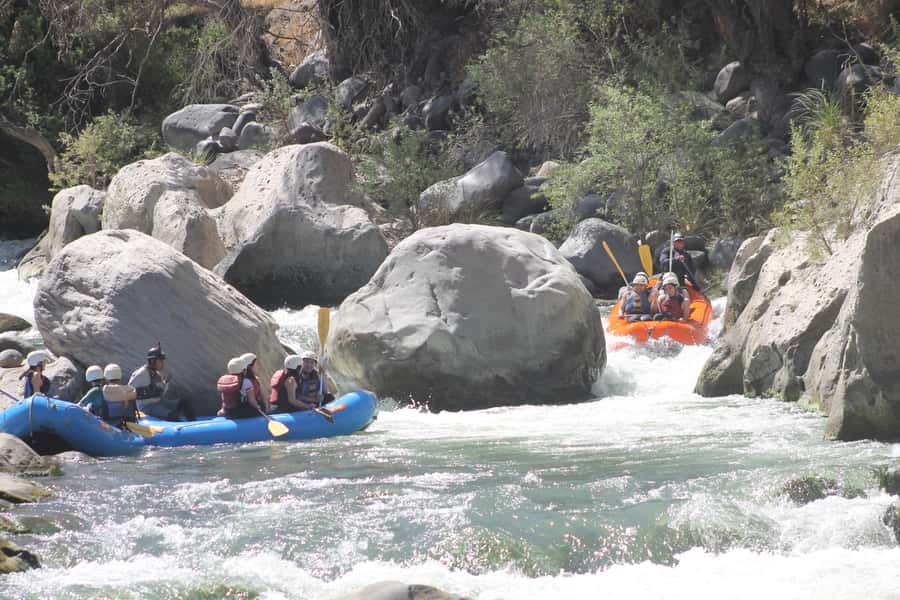 Arequipa: Rio Chili Rafting Tour with Snack - Learning the river before the rapids begin