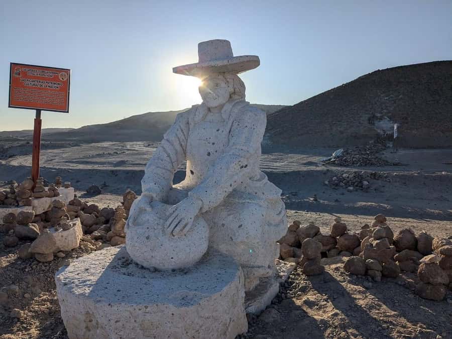 Arequipa | Tour of the Sillar Route + Culebrillas Canyon - A half-hour walk to Culebrillas Canyon
