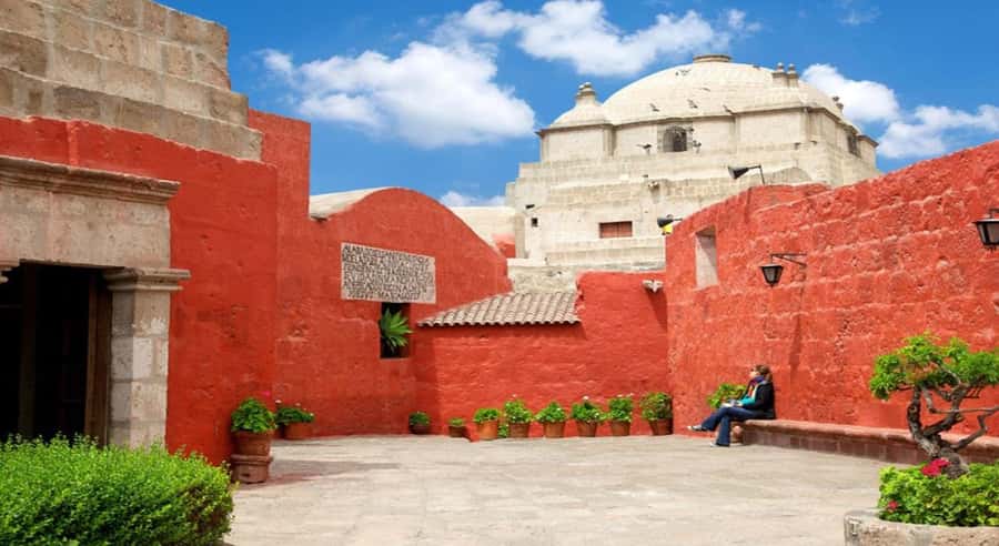 Arequipa Walking Tour and Santa Catalina Monastery - The 3:00 PM start and what it means for your day