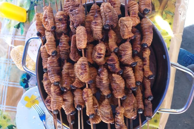 Belen Market and La Venecia Loretana Tour With A Local Guide - Tastings that make the market easier to understand