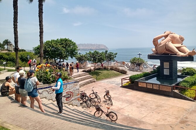 Bike Tour Lima | Ride along Miraflores & Barranco - Bajada de los Baños, Lima’s outdoor art gallery