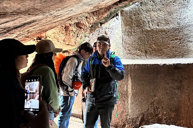 City Tour Cusco - Tambomachay and the importance of moving water