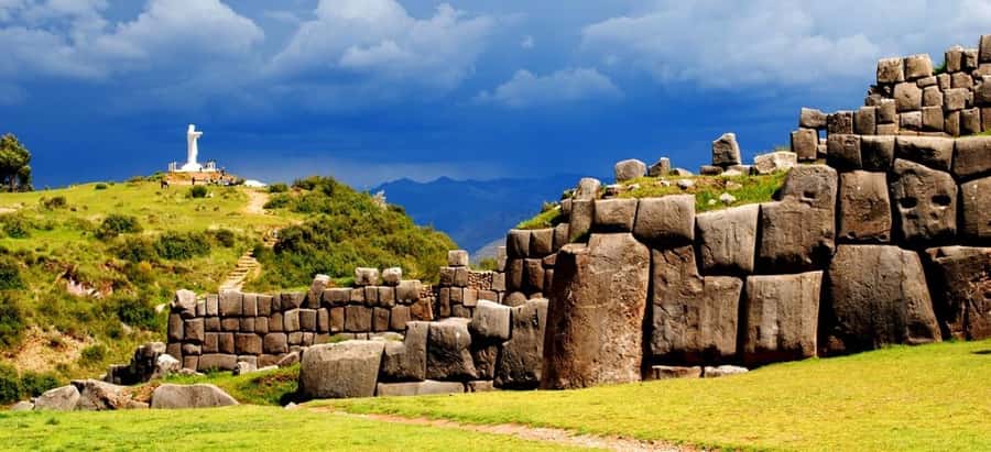 City Tour Cusco Qoricancha Sacsayhuaman y Tambomachay - Qorikancha, where Inca gold met Spanish stone