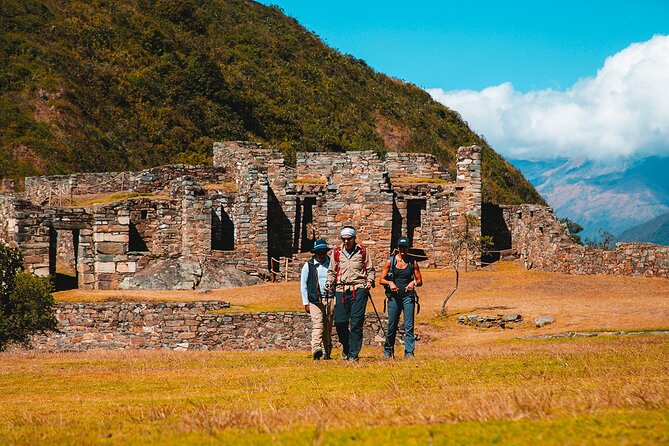Classic Choquequirao Trek – 5 Days / 4 Nights - Day 5: Capuliyoc, Saywite, and Cconoc hot springs