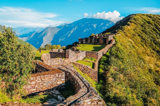 Classic Choquequirao Trek – 5 Days / 4 Nights - Day 1: From Cusco to Capuliyoc and down to Chiquisca
