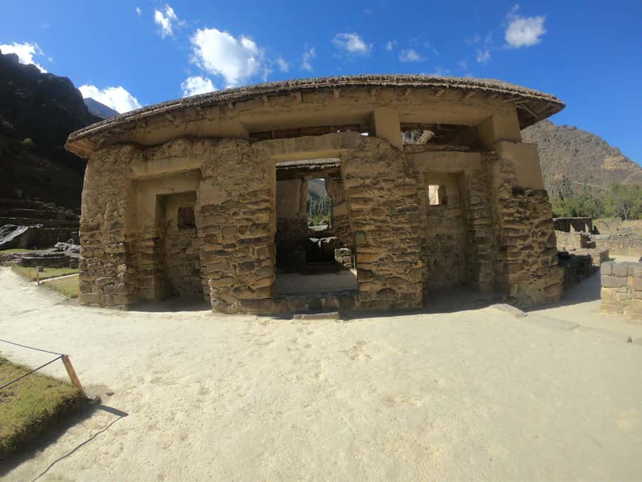 Classic Sacred Valley full day - Urubamba provides the midday meal