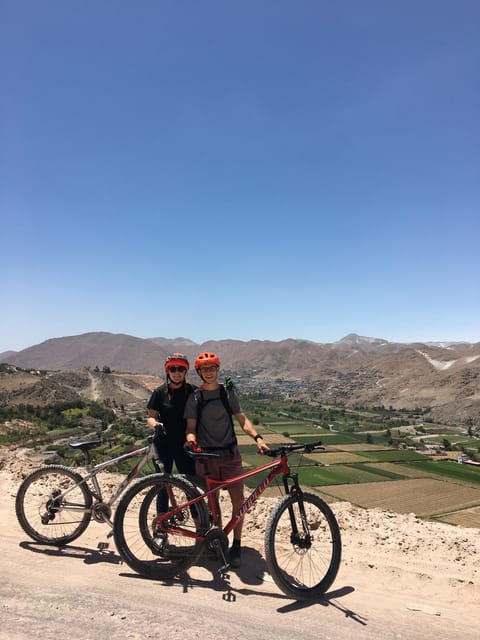 Congata Rover,3 hours bike ride tour in arequipa - Bikes, brakes, helmets, and what you need to bring