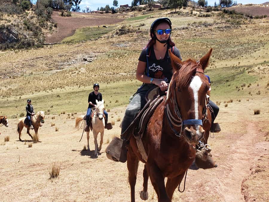 Cusco: 3-Hour Horse Riding Tour to the Temple of the Moon - Exploring the ancient Temple of the Moon