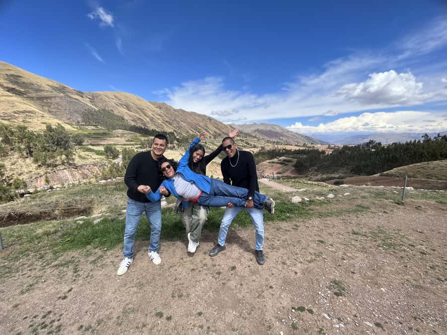 Cusco: Archeological Sites Tour and Forest Photo Experience - Sacsayhuaman and the giant limestone walls