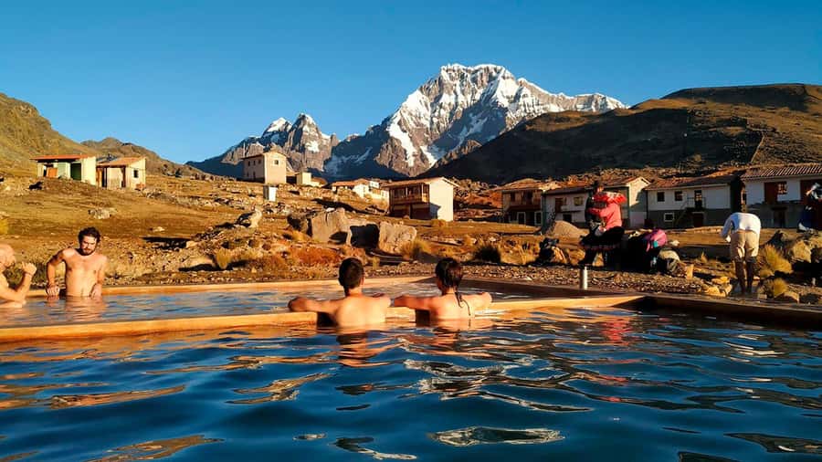 Cusco: Ausangate Tour 7 Lagoons full day - Who should choose this Ausangate day trip?