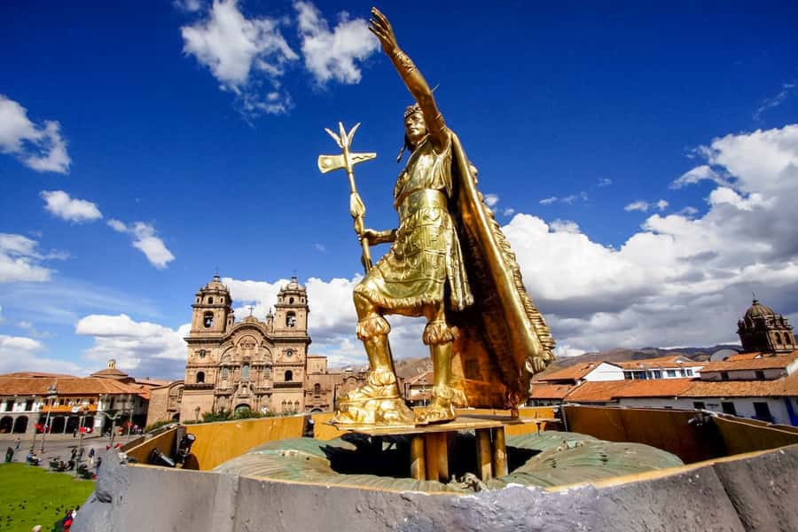 Cusco: City and Nearby Ruins 5-Hour Guided Tour - Sacsayhuaman and the Problem of Scale