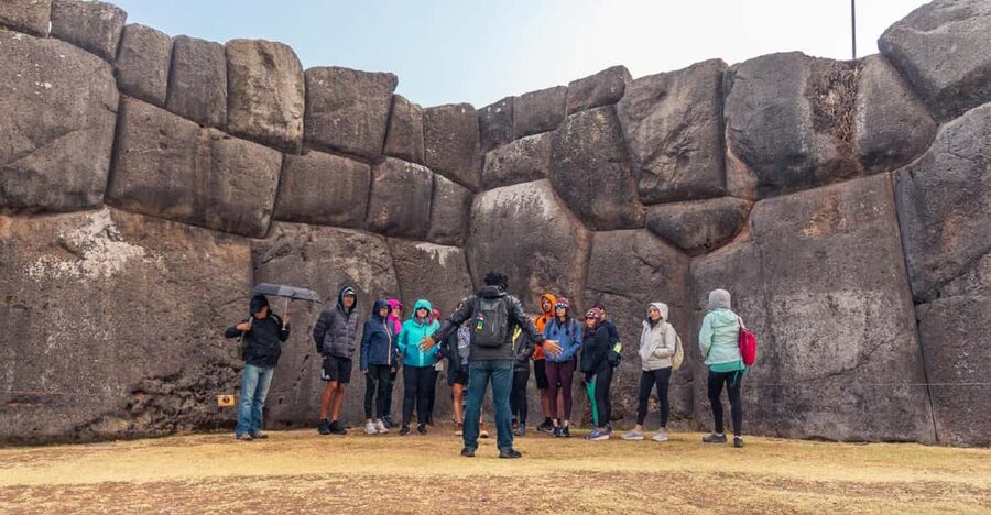 Cusco : City Tour of 4 Ruins and Sun Temple - Puca Pucara, a military post above Cusco