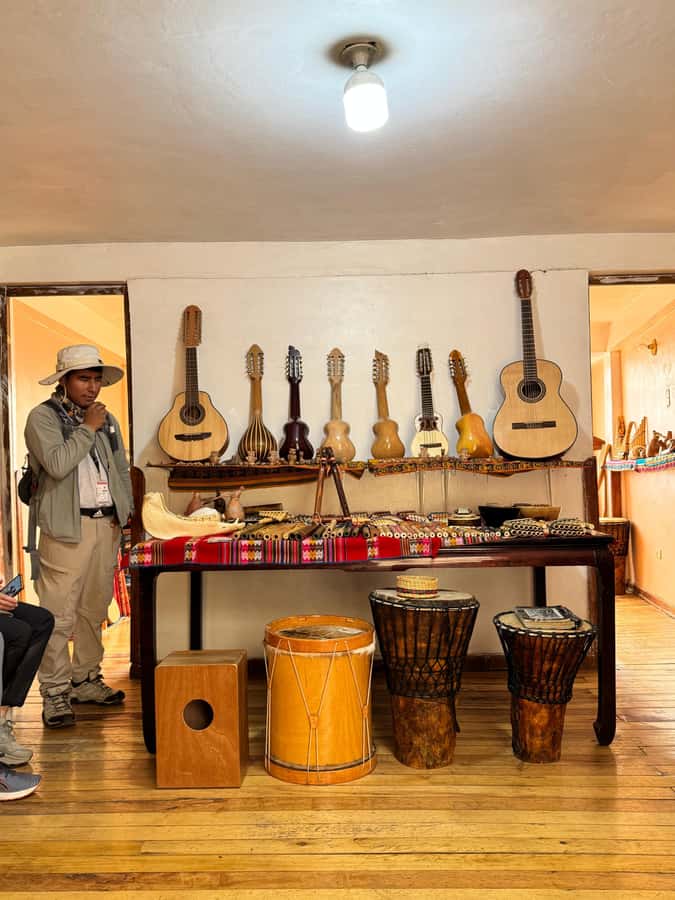Cusco: Cultural Walking Tour with Local Guide⭐⭐⭐⭐⭐ - Traditional music at a local luthier
