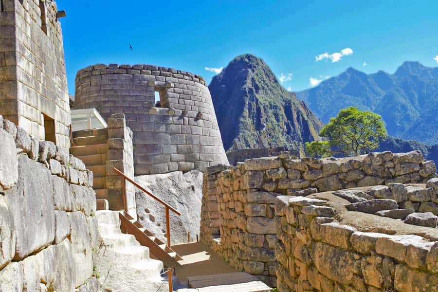 CUSCO: Full Day All Included Private Machu Picchu Experience - The train to Aguas Calientes