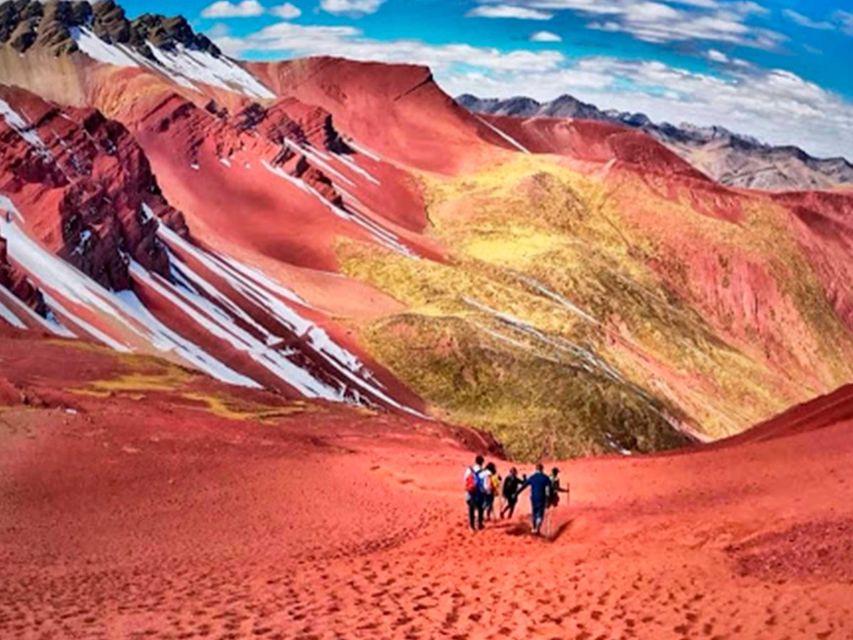 Cusco : Full day Palcoyo Mountain of colors - The stone forest adds a second highlight