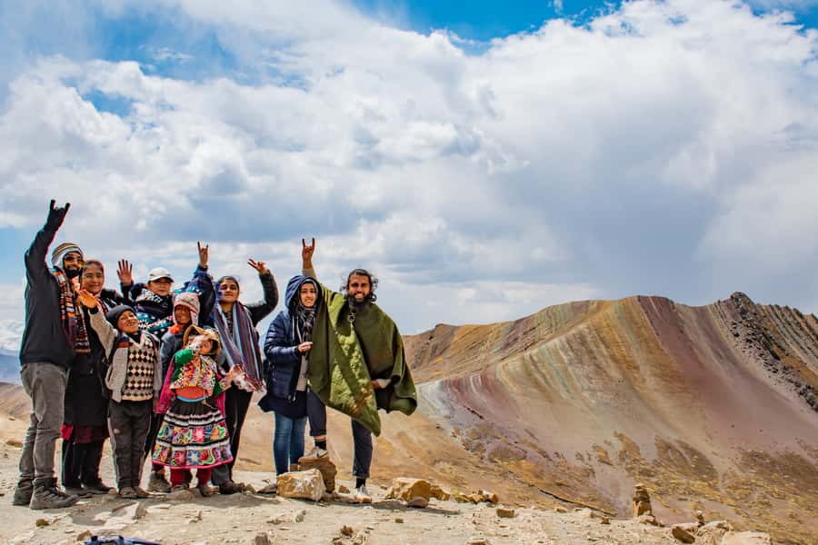 Cusco: Full-Day Palcoyo Rainbow Mountain All-Inclusive Tour - Breakfast before the two-hour walk