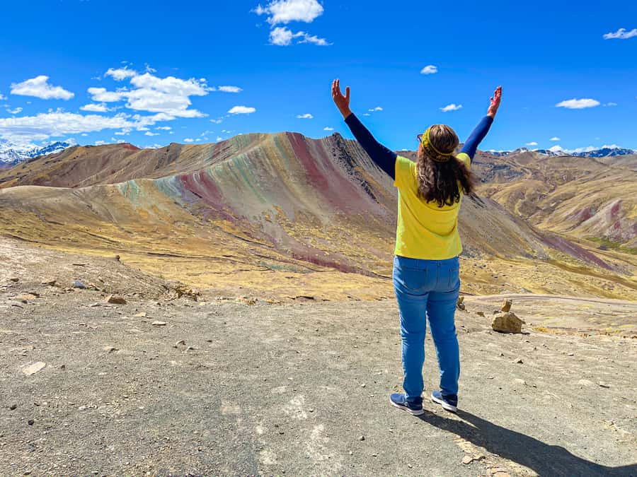 Cusco: Full-Day Palcoyo Rainbow Mountain All-Inclusive Tour - The long road from Cusco to Palccoyo