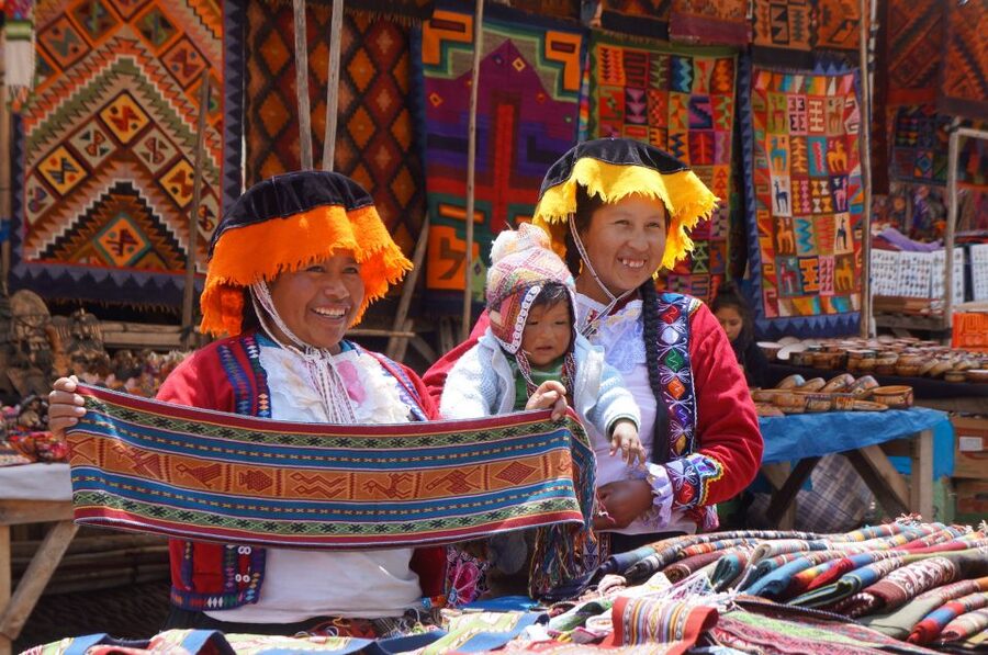 Cusco: Full-Day Sacred Valley and Maras Tour - Urubamba provides a needed lunch break