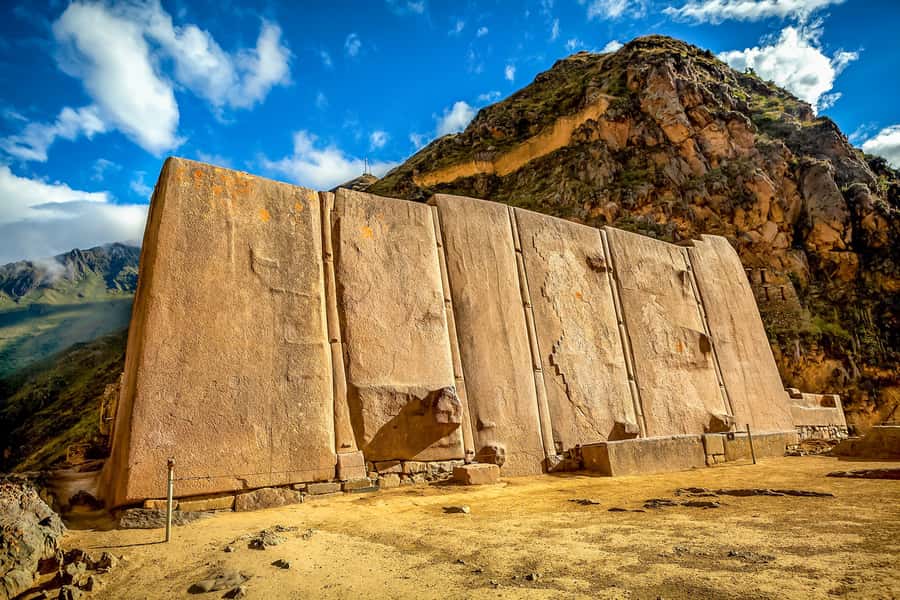 Cusco: Full-Day Tour of The Sacred Valley With Lunch - Pisac: market time and Inca stonework