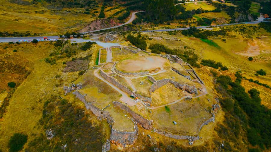 Cusco : Half-Day Explore Inca Ruins qoricancha sacsayhuaman - The 20-minute ride uphill to Sacsaywaman