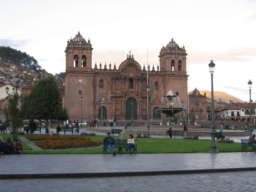 Cusco: Half-Day Historic City Tour - Qoricancha and the Inca temple beneath Cusco