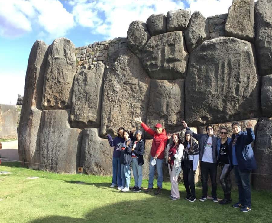 Cusco: Historical Guided City Tour with 4 Inca Ruins - Puka Pukara: a red fortress above the city