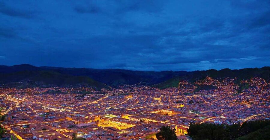 Cusco: Legends and History Night Tour with Pisco Sour - San Blas, where stories meet steep lanes