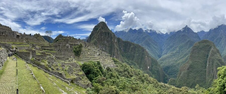 Cusco: Machu Picchu Day Trip with Train + Entrance ticket - The long return to Cusco
