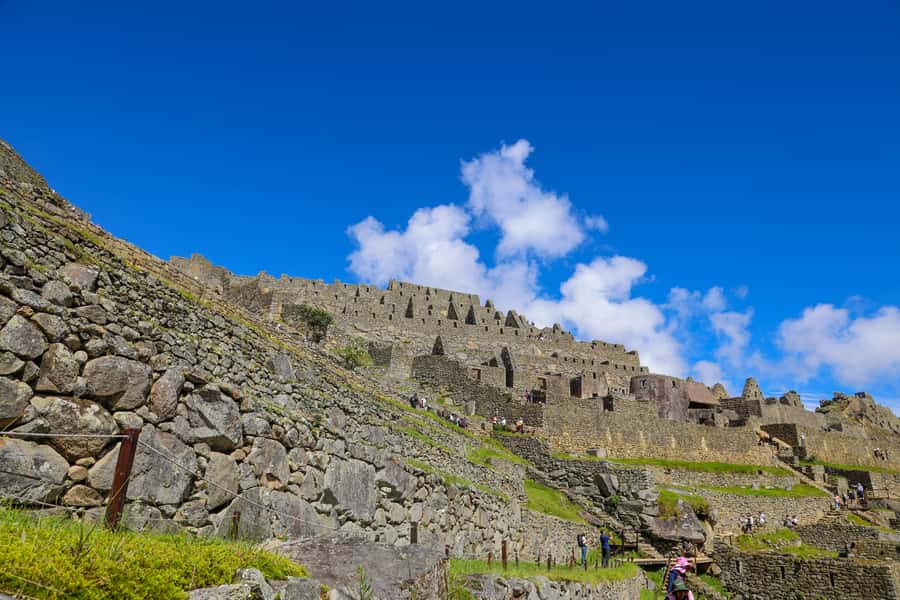 Cusco: One Day Tour to Machu Picchu with Train Transfers - Lunch in Aguas Calientes, then the long return