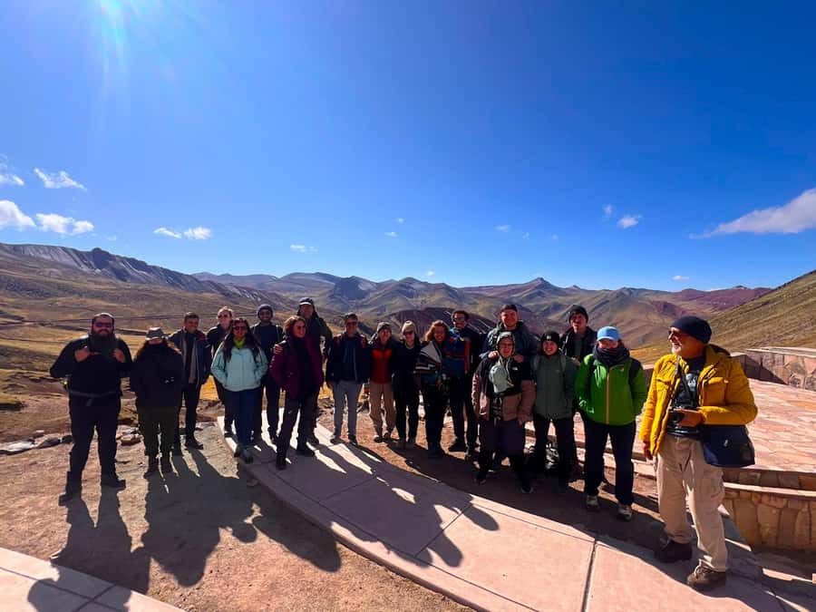 Cusco: Palcoyo Mountain Day Trip with Breakfast and Lunch - The early Cusco pickup and long ride